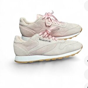 Reebok Cream and Posh Pink Athletic Shoes .Throwback!!